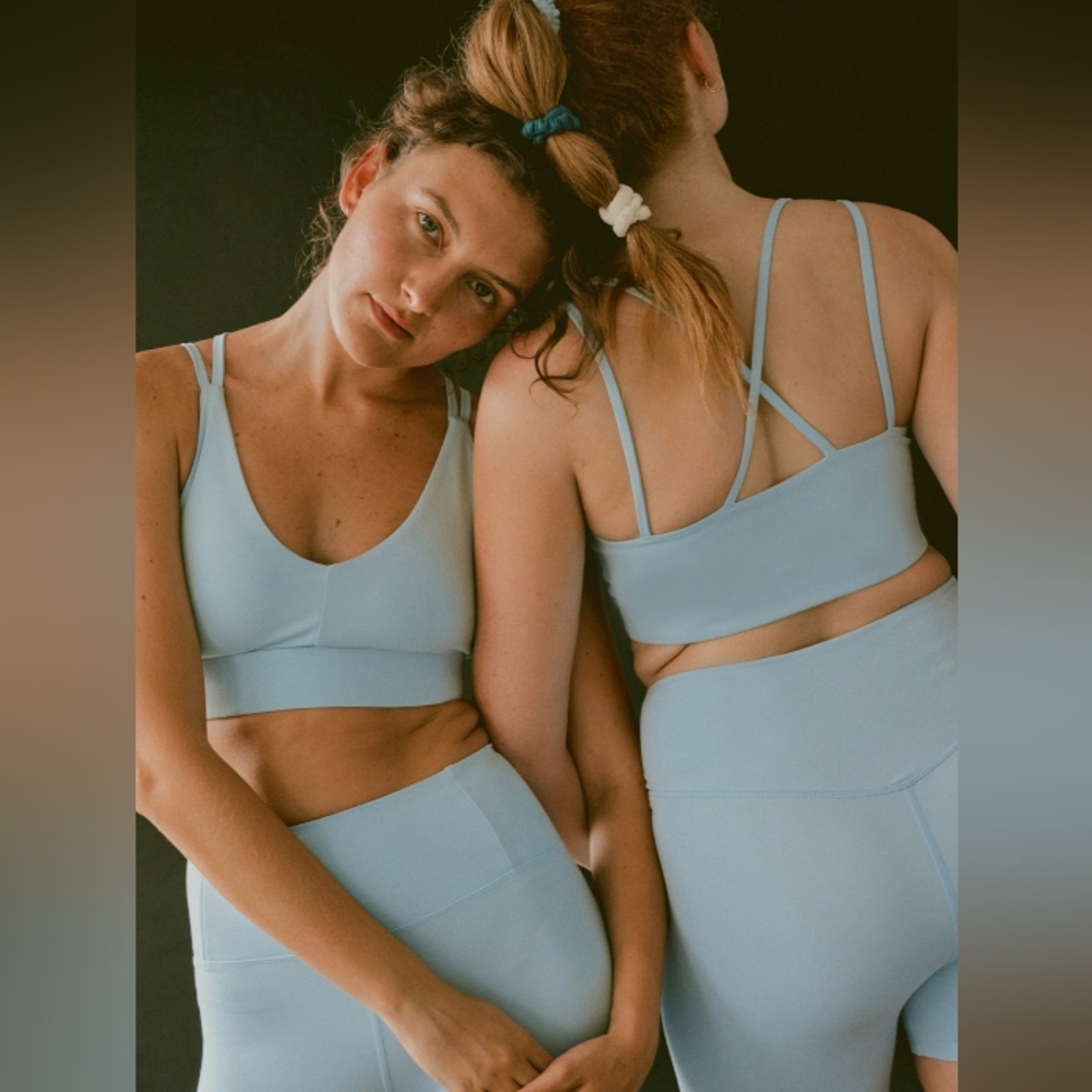 Float Gigi Crossover Bra in Dew